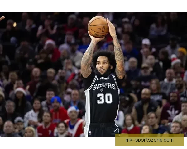 尚帕尼单季投中192记三分打破马刺队史纪录 自信来源于不懈努力